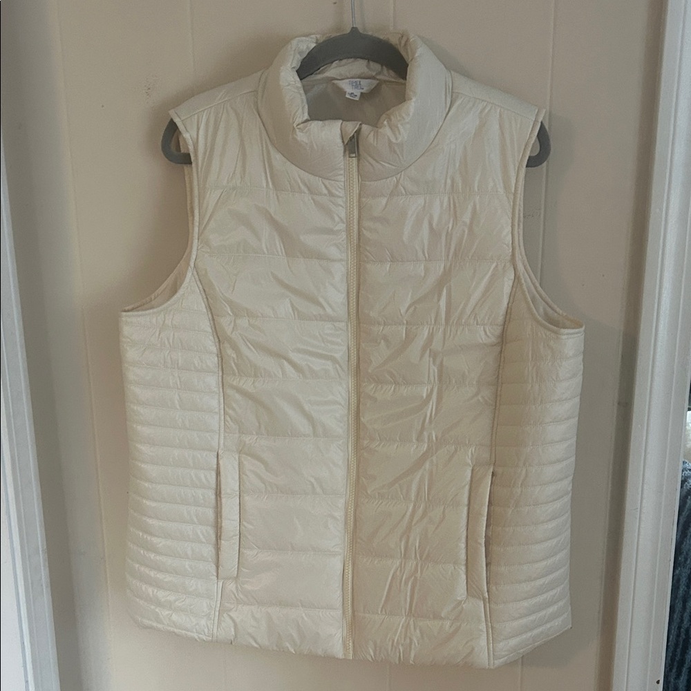 Time and Tru Cream Colored Vest